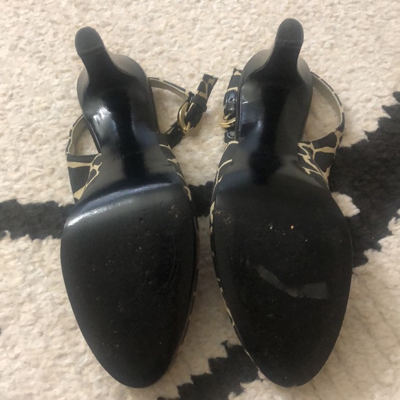 Tahari Beige/Black Giraffe Print Heels - Picture 7 of 9